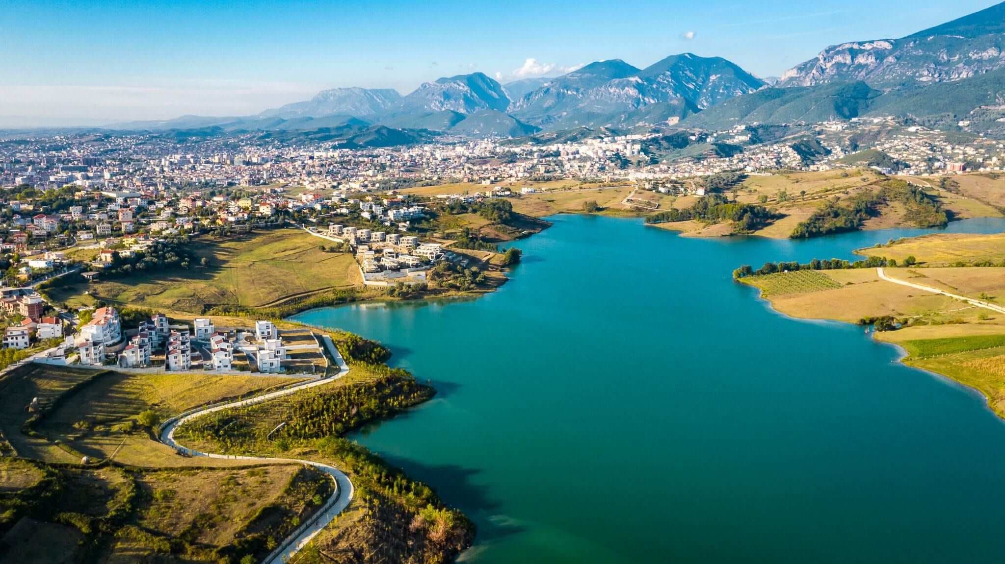 Parku i Liqenit të Farkës
