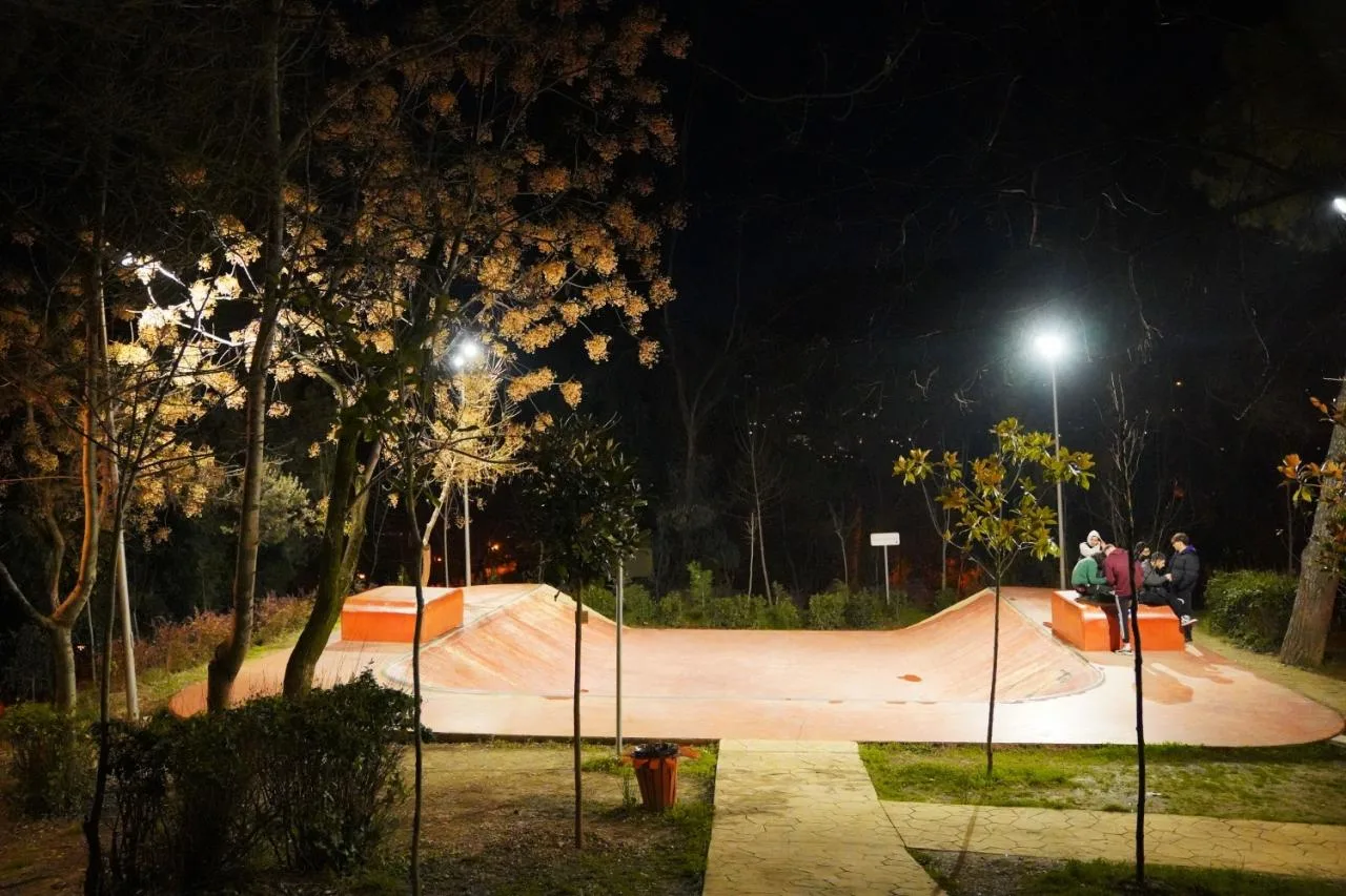 Parku i Skateboard-it në Tiranë