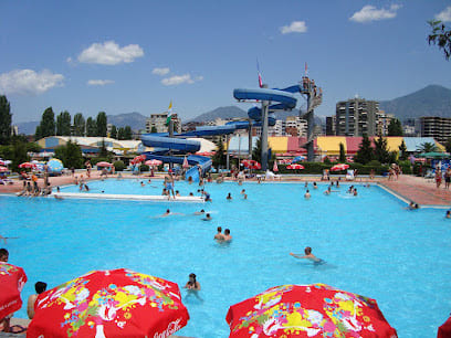 Kompleksi Pishinave Aquadrom Tirana