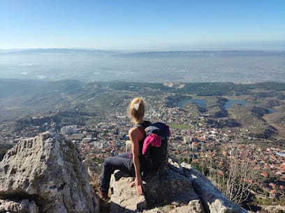 Shtegu i Hiking-ut në Malin e Krujës