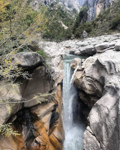 Ujëvara e Kanionit të Zezës