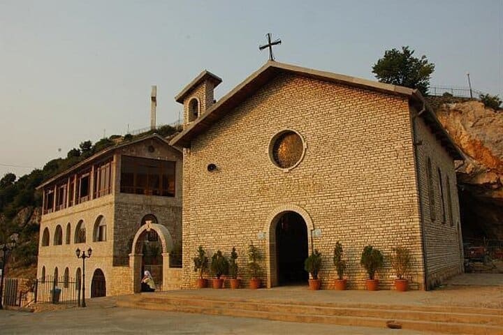 Kisha e Shën Antonit të Laçit (Shna Ndou)