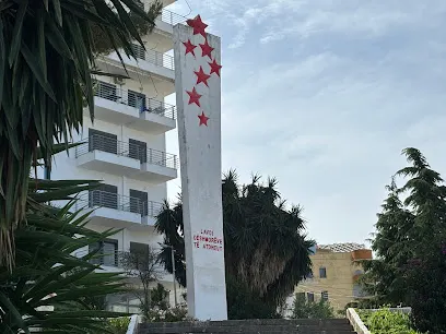 Statuja “Nëna Shqipëri” – Varrezat e Dëshmorëve të Sarandës