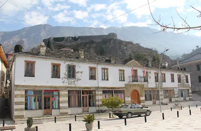 Sarajet e Myfit Bej Libohovës